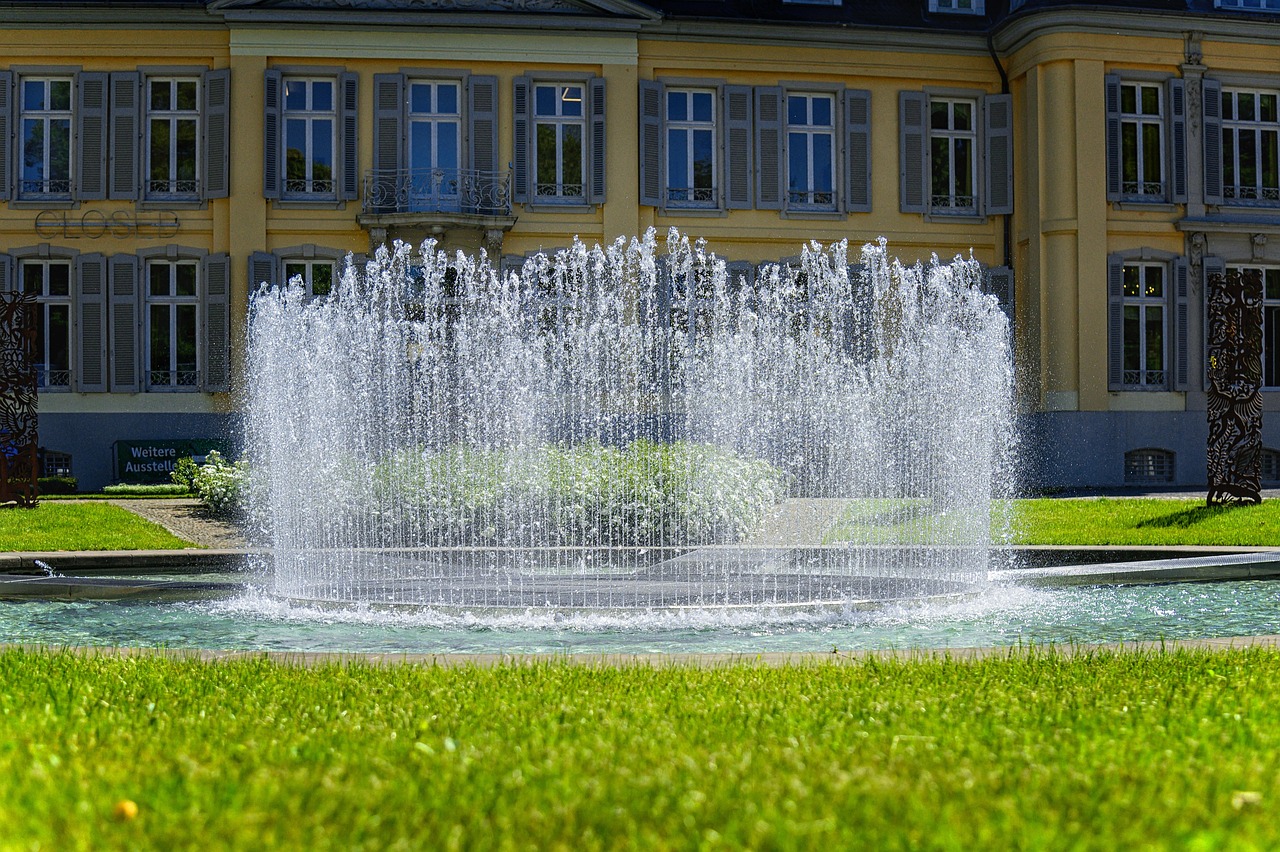 Fountain, fontaine, water feature — Stay Informed With the Latest News Covering Global and Local Events